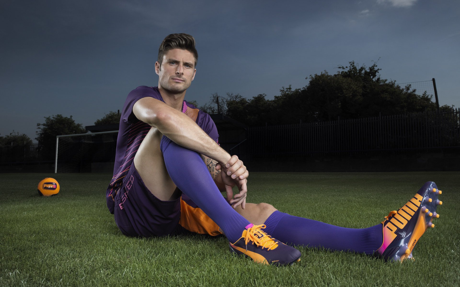 法甲战术揭秘,专家分析为何某些变化能瞬间改变比赛局势,法甲很弱吗